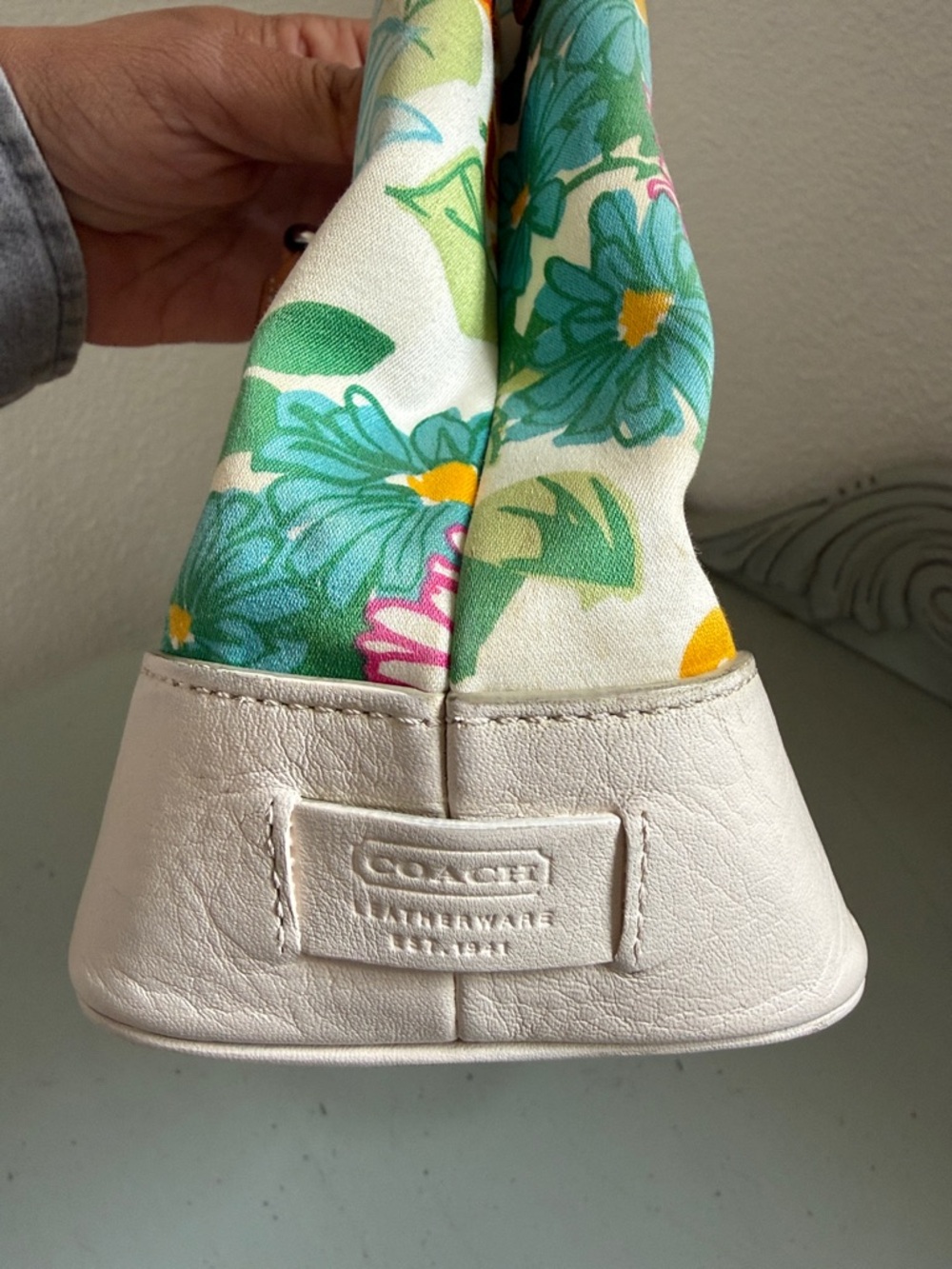 2002Vintage Y2K Coach Hamptons Floral Tote 7746, Printed Canvas and Vachetta - Picture 11 of 12